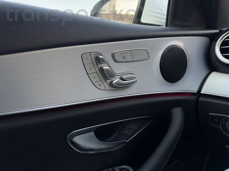 Mercedes-Benz E-Class, 2021 — photo 10