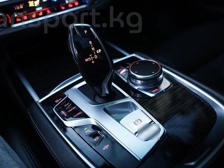 BMW 7 серии, 2017 — фото 10