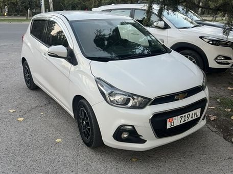 Chevrolet Spark, 2017 — photo 1