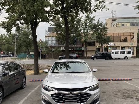 Chevrolet Malibu, 2021 — сүрөт 3