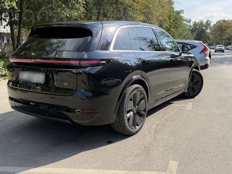 Li Auto (Lixiang) L7, 2025