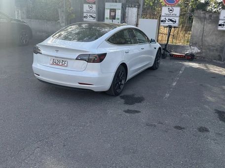 Tesla Model 3, 2020 — 照片 4