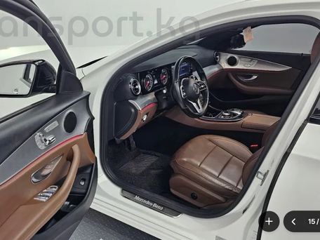 Mercedes-Benz E-Class, 2020 — photo 7