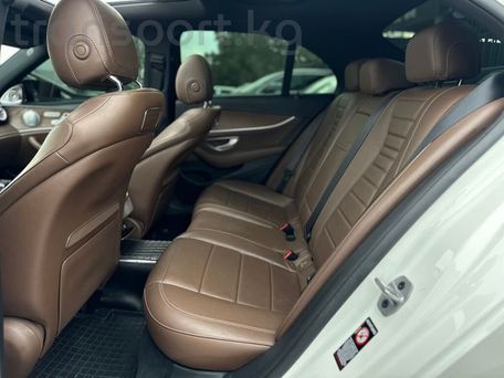 Mercedes-Benz E-Класс AMG, 2018 — фото 4