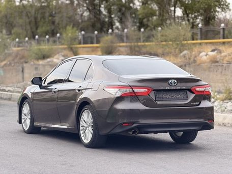 Toyota Camry, 2017 — фото 6