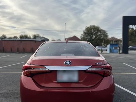 Toyota Corolla, 2018 — 照片 8