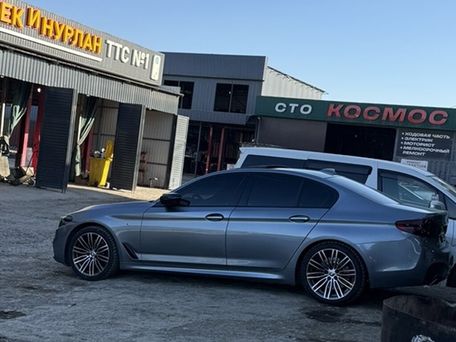 BMW 5 серии, 2017 — фото 2