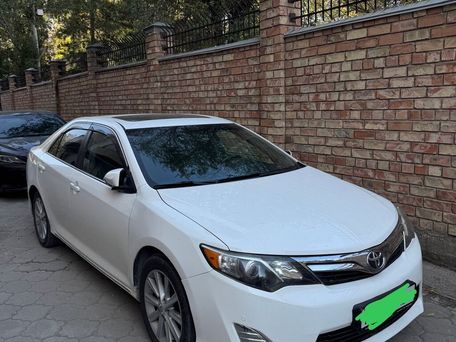 Toyota Camry, 2012 — фото 1
