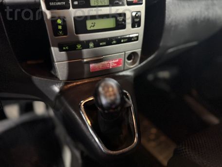 Toyota Corolla Verso, 2004 — сүрөт 13