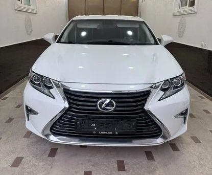 Lexus ES, 2018 — photo 1