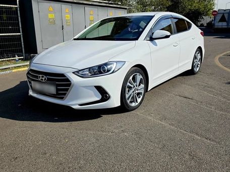 Hyundai Avante, 2018 — photo 1