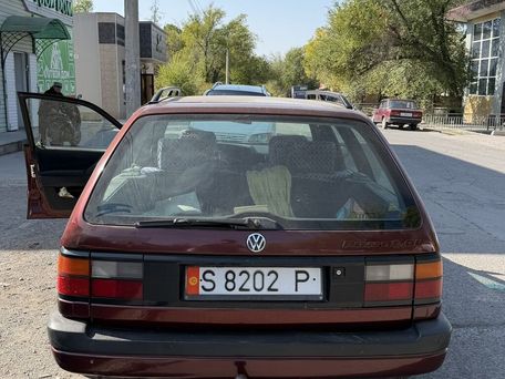 Volkswagen Passat, 1991 — 照片 2