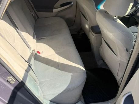 Toyota Prius, 2011 — 照片 3