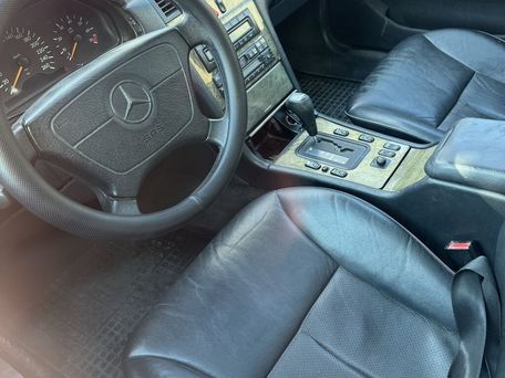 Mercedes-Benz E-Class, 1996 — photo 6
