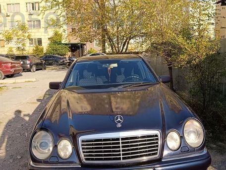 Mercedes-Benz E-Class, 1996 — photo 3
