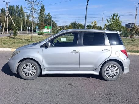 Toyota Ist, 2003 — сүрөт 8