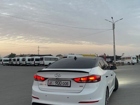 Hyundai Avante, 2016 — сүрөт 4