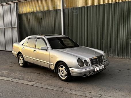 Mercedes-Benz E-Класс, 1996 — фото 1