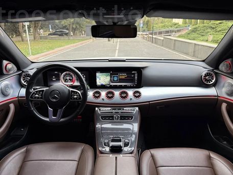 Mercedes-Benz E-Класс, 2019 — фото 8