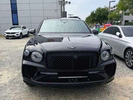 Bentley Bentayga, 2026 — 照片 1