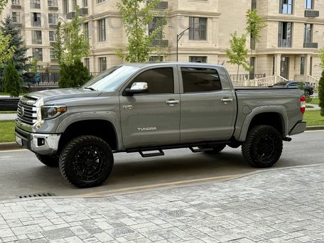 Toyota Tundra, 2019 — фото 3