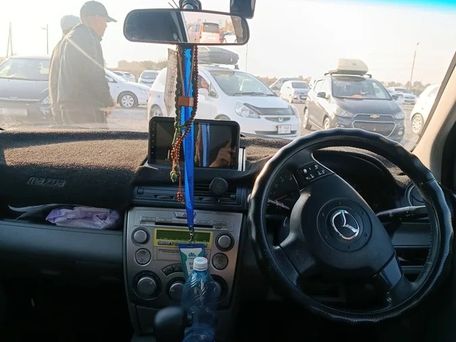 Mazda Demio, 2004 — photo 6