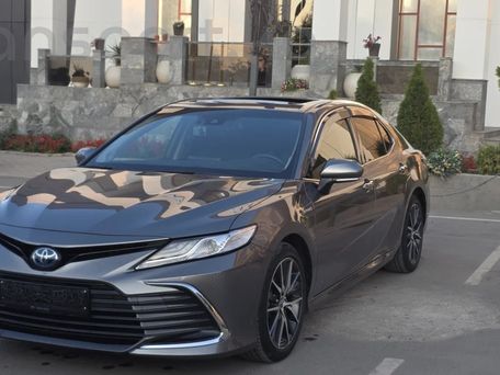 Toyota Camry, 2021 — photo 1