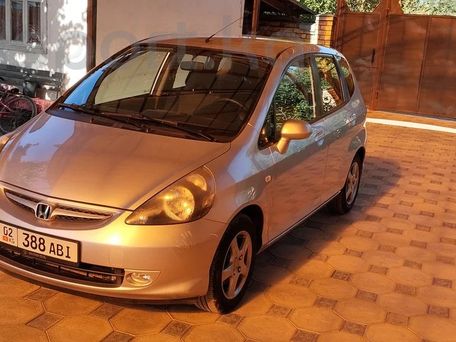 Honda Jazz, 2008 — photo 2