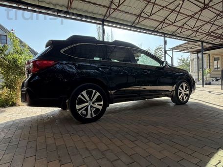 Subaru Outback, 2017 — 照片 1