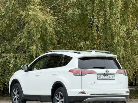 Toyota RAV4, 2018 — photo 3
