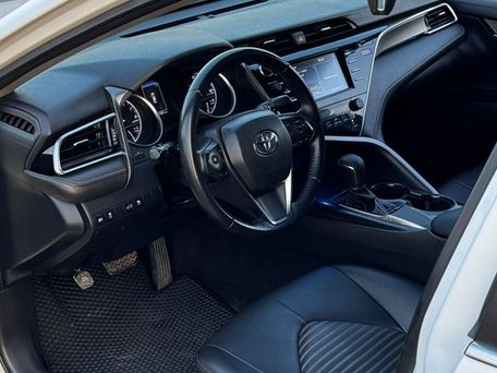Toyota Camry, 2017 — 照片 9