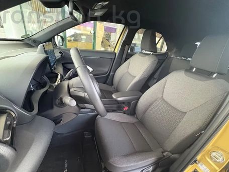 Toyota Yaris Cross, 2023 — фото 18
