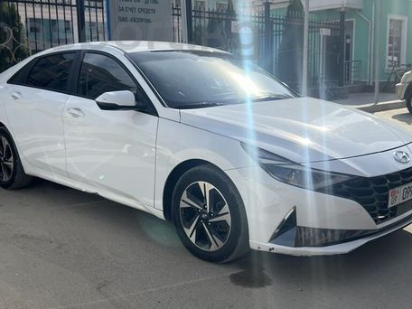 Hyundai Avante, 2021 — photo 1
