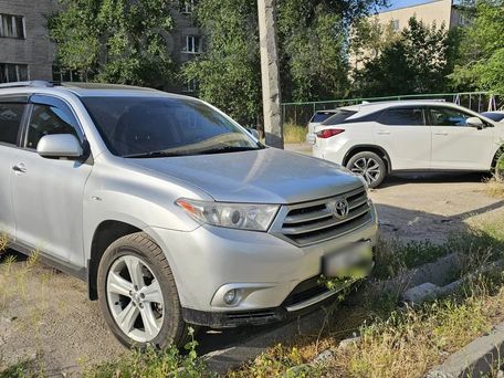 Toyota Highlander, 2012