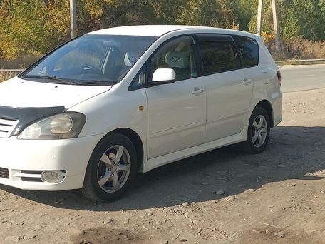 Toyota Ipsum, 2001 — 照片 1
