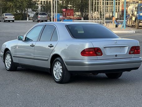 Mercedes-Benz E-Класс, 1996 — 照片 4