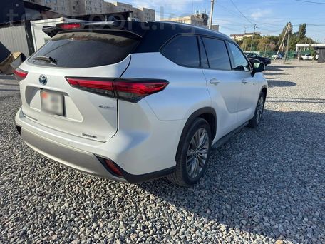 Toyota Highlander, 2023 — photo 4