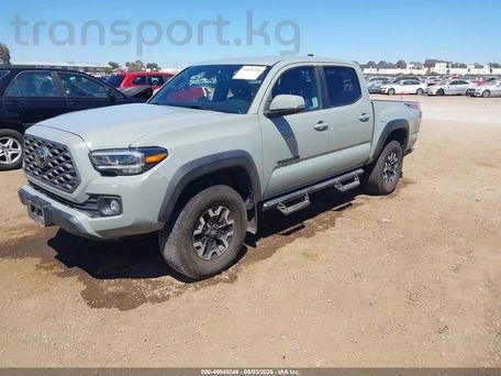 Toyota Tacoma, 2023 — фото 2