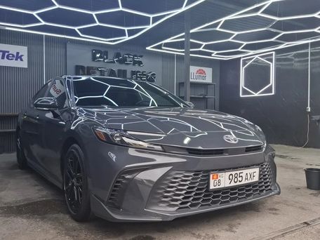 Toyota Camry, 2024 — 照片 1