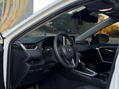 Toyota RAV4, 2022 — photo 7