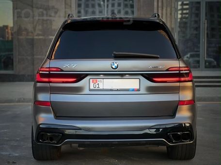 BMW X7, 2023 — photo 4