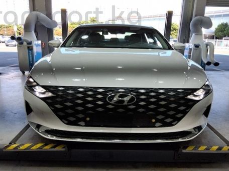 Hyundai Grandeur, 2020 — photo 1