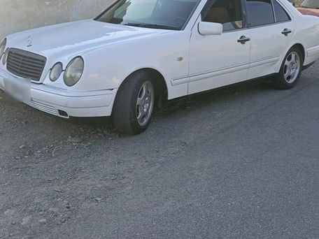 Mercedes-Benz E-Класс, 1997 — 照片 10