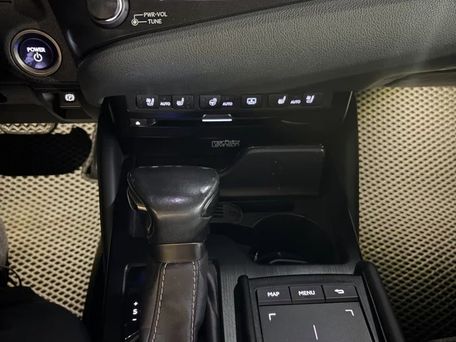 Lexus ES, 2019 — photo 12