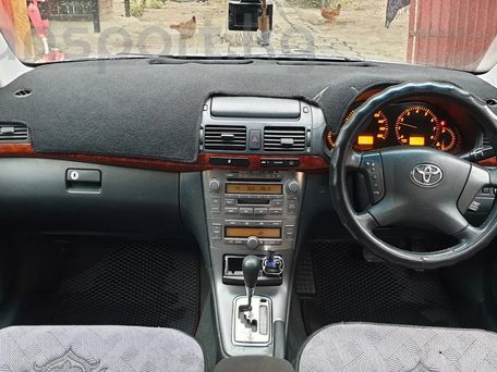 Toyota Avensis, 2004 — 照片 5