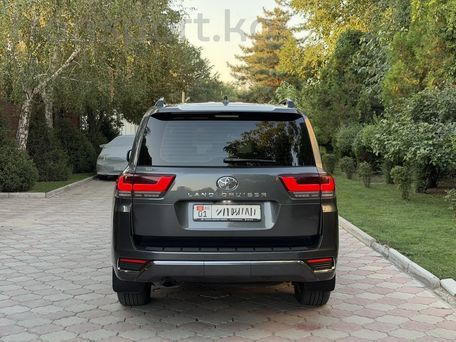 Toyota Land Cruiser, 2025 — photo 6