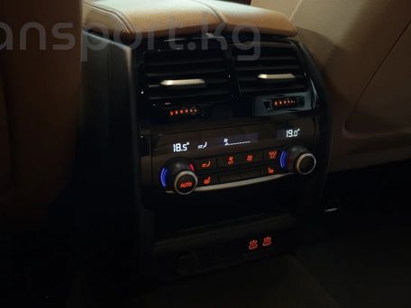 BMW 5 серии, 2020 — 照片 9