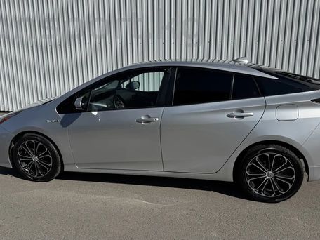Toyota Prius, 2016 — фото 3
