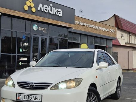 Toyota Camry, 2005