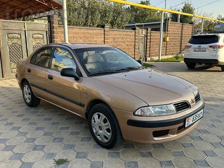 Mitsubishi Carisma, 1999 — 照片 1